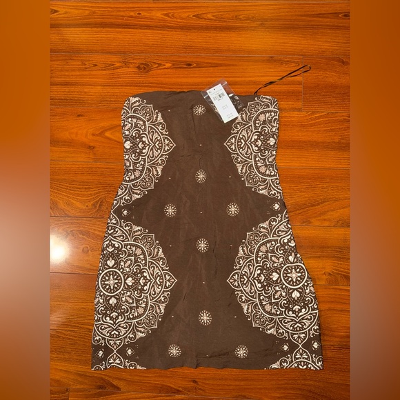 Abercrombie & Fitch Brown Dress with White Pattern - Picture 2 of 9